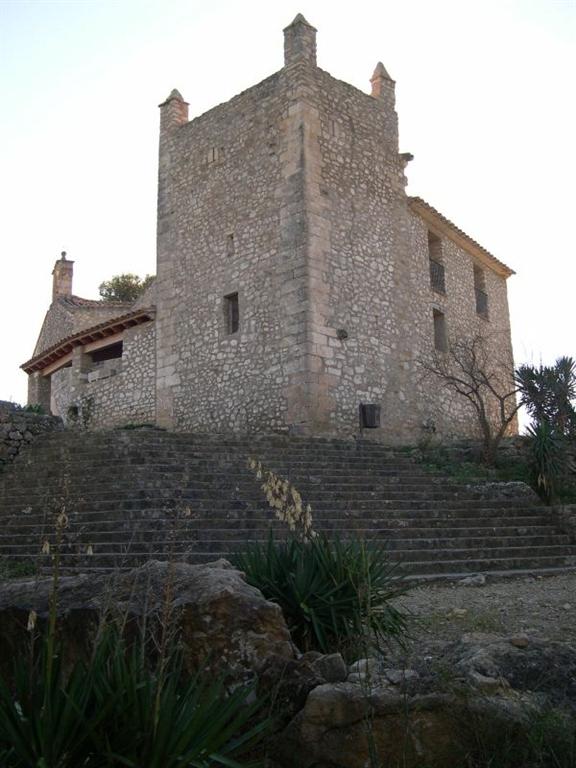 Castell de Atzeneta.jpg